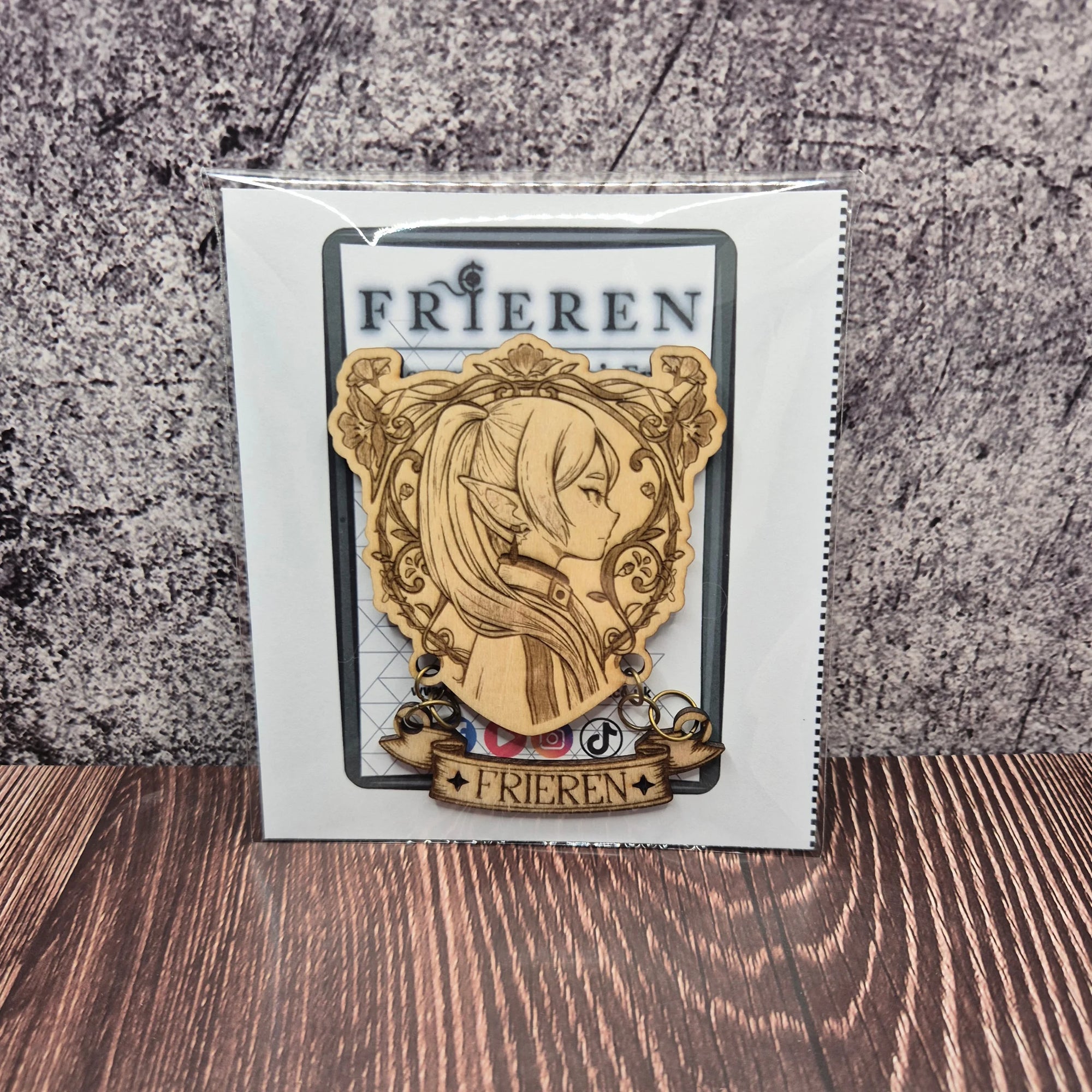 Wooden Magnet – Frieren Inspired Fan Art | Beyond Journey’s End Gift